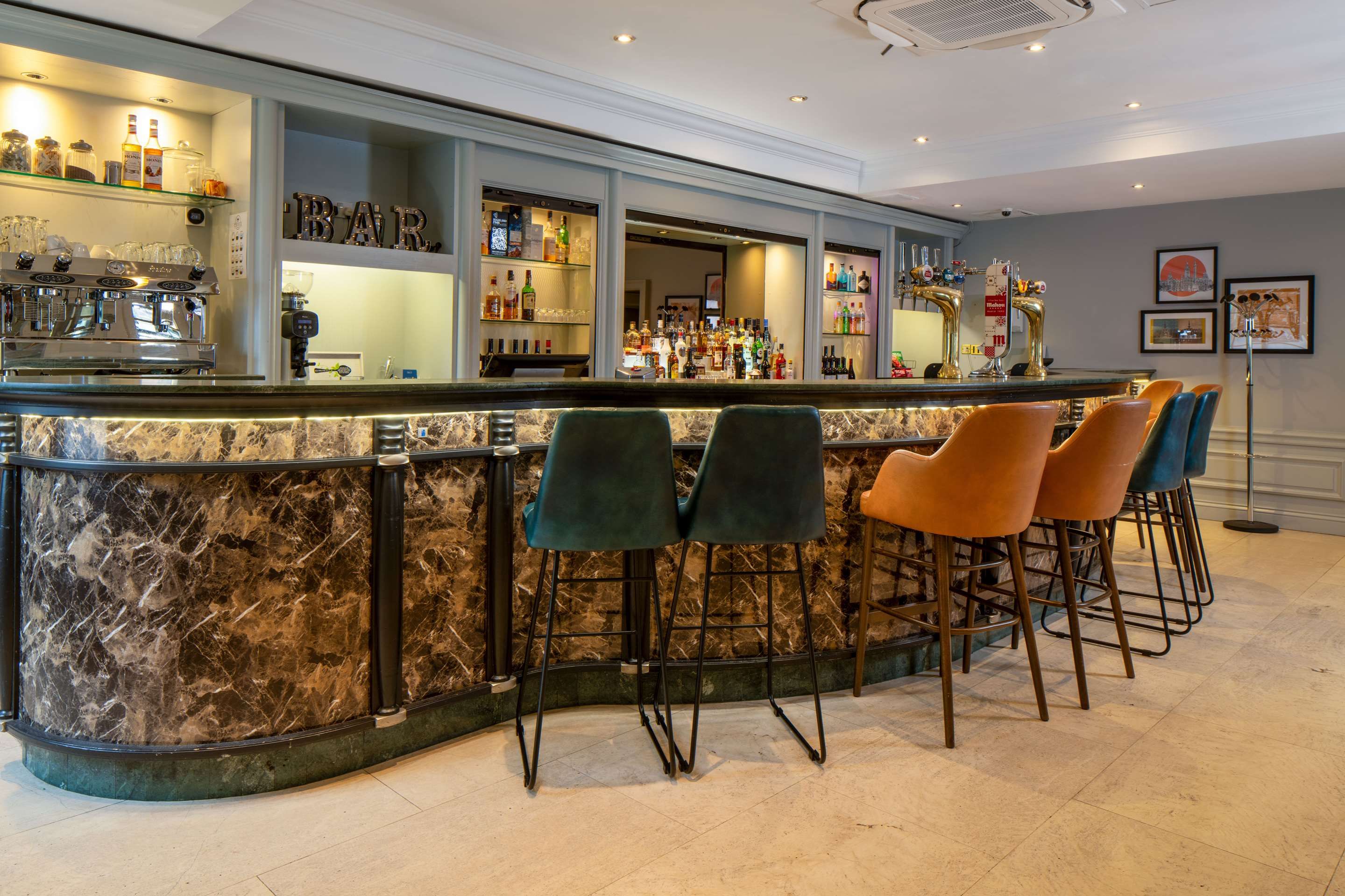 Bar Photo