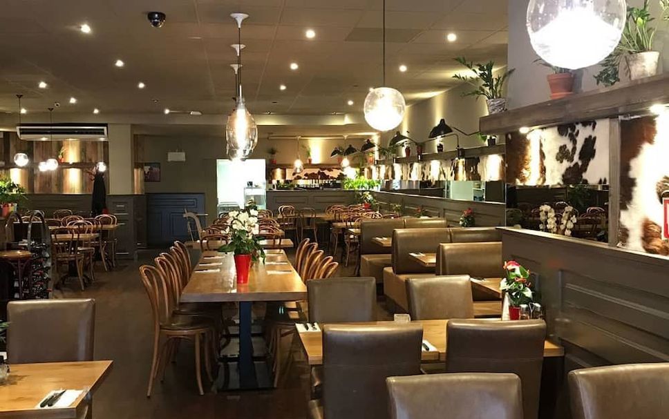 Restaurant Photo
