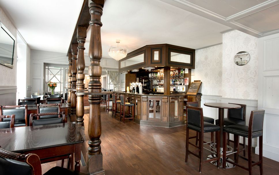 Bar Photo