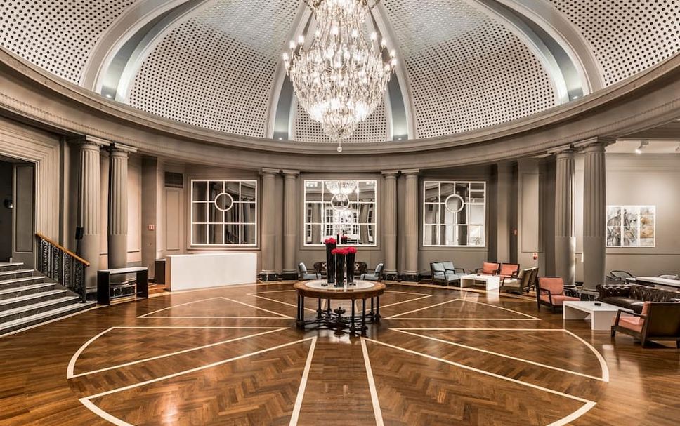 Lobby Photo
