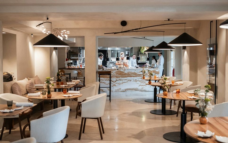 Restaurant Photo