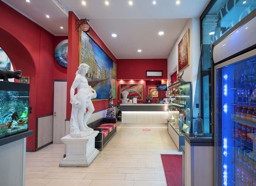 Shop Photo