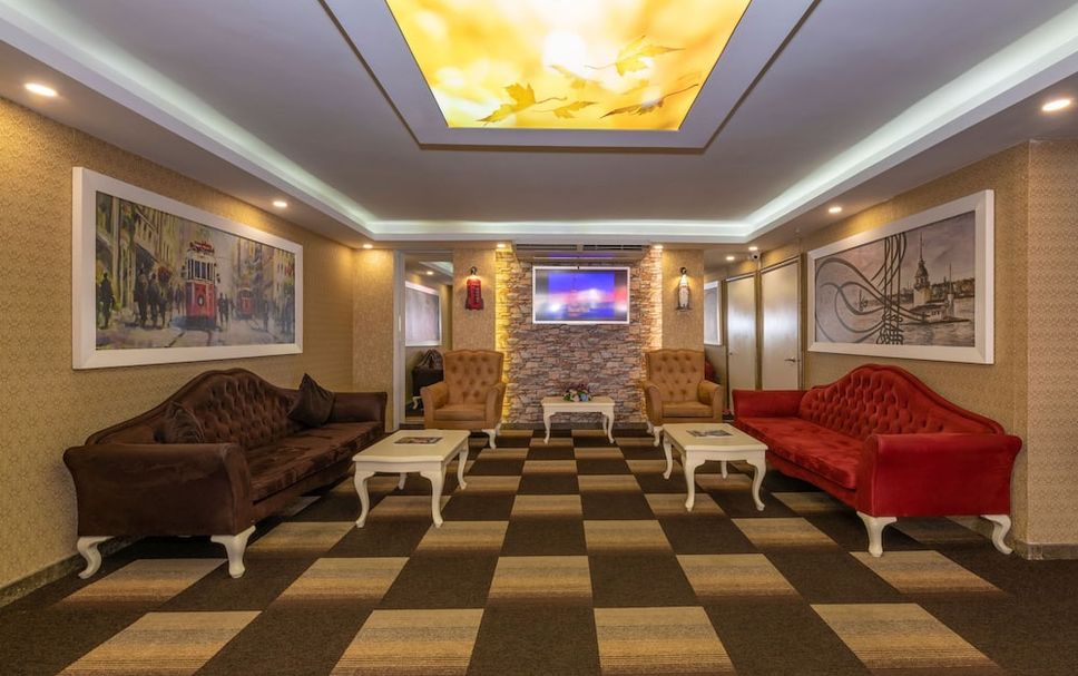 Lounge Photo