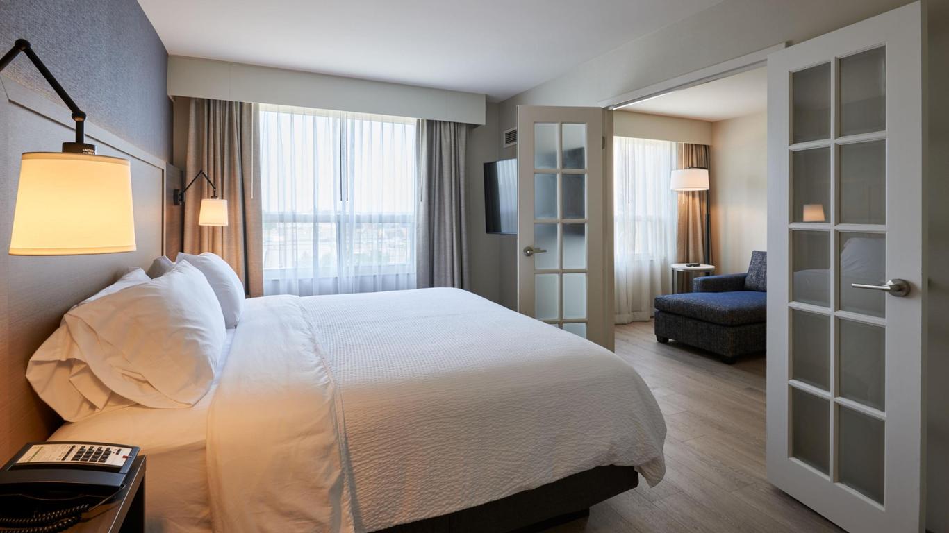 Holiday Inn & Suites Ottawa Kanata