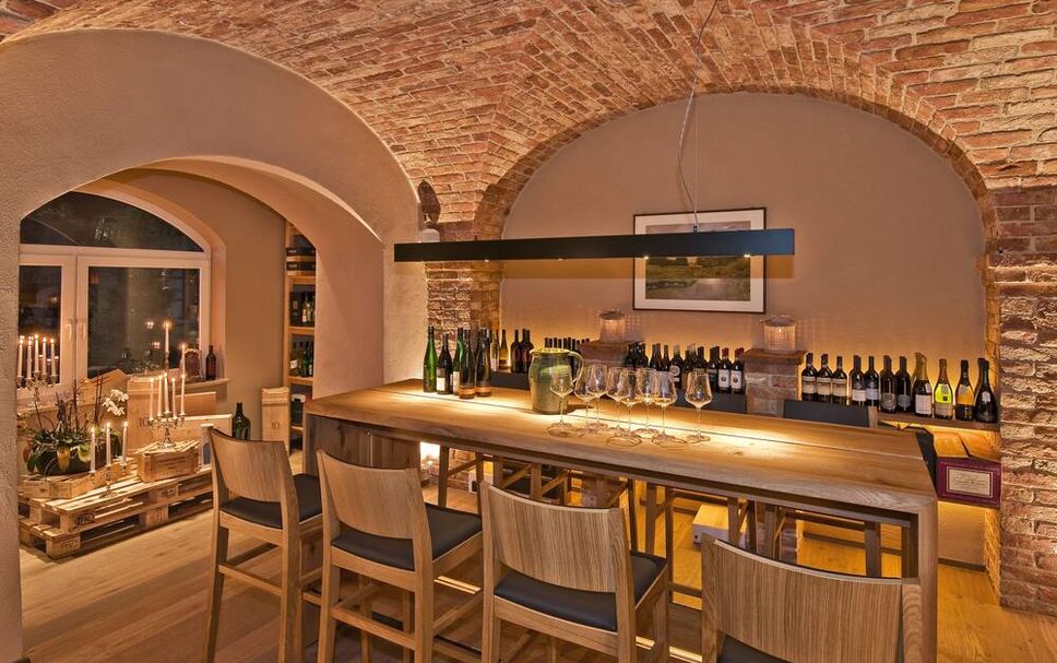 Bar Photo