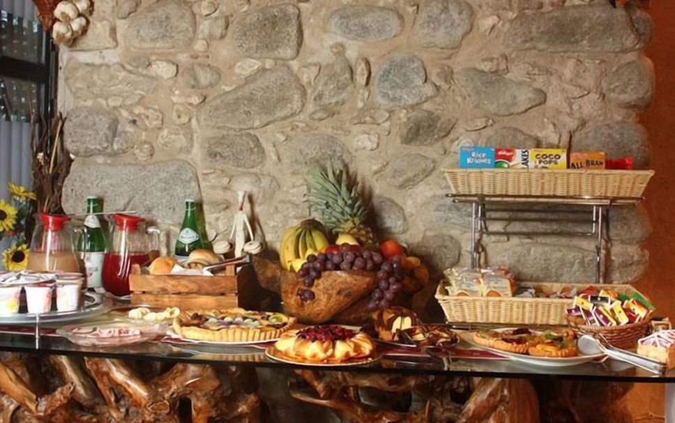 Buffet Photo