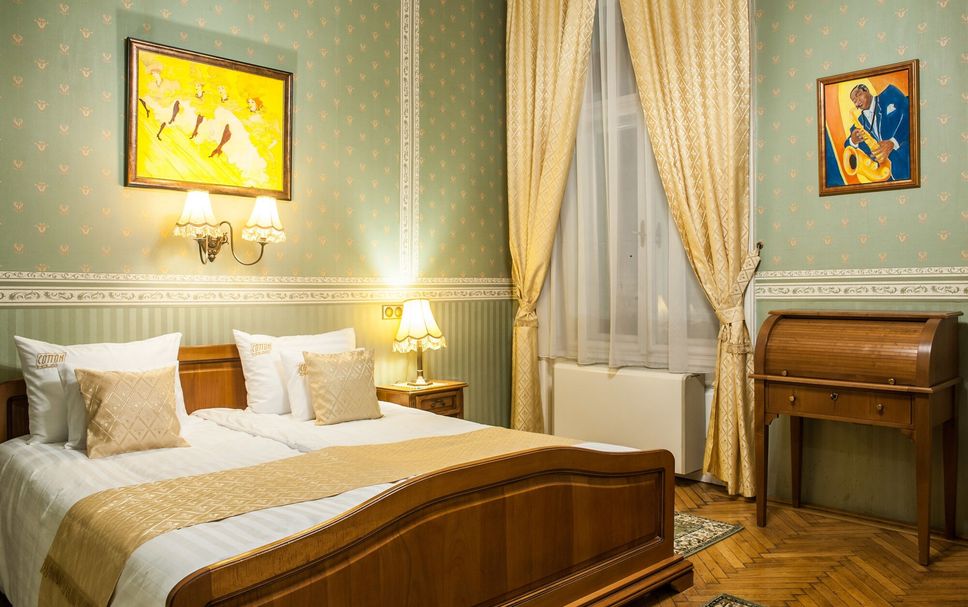 Bedroom Photo