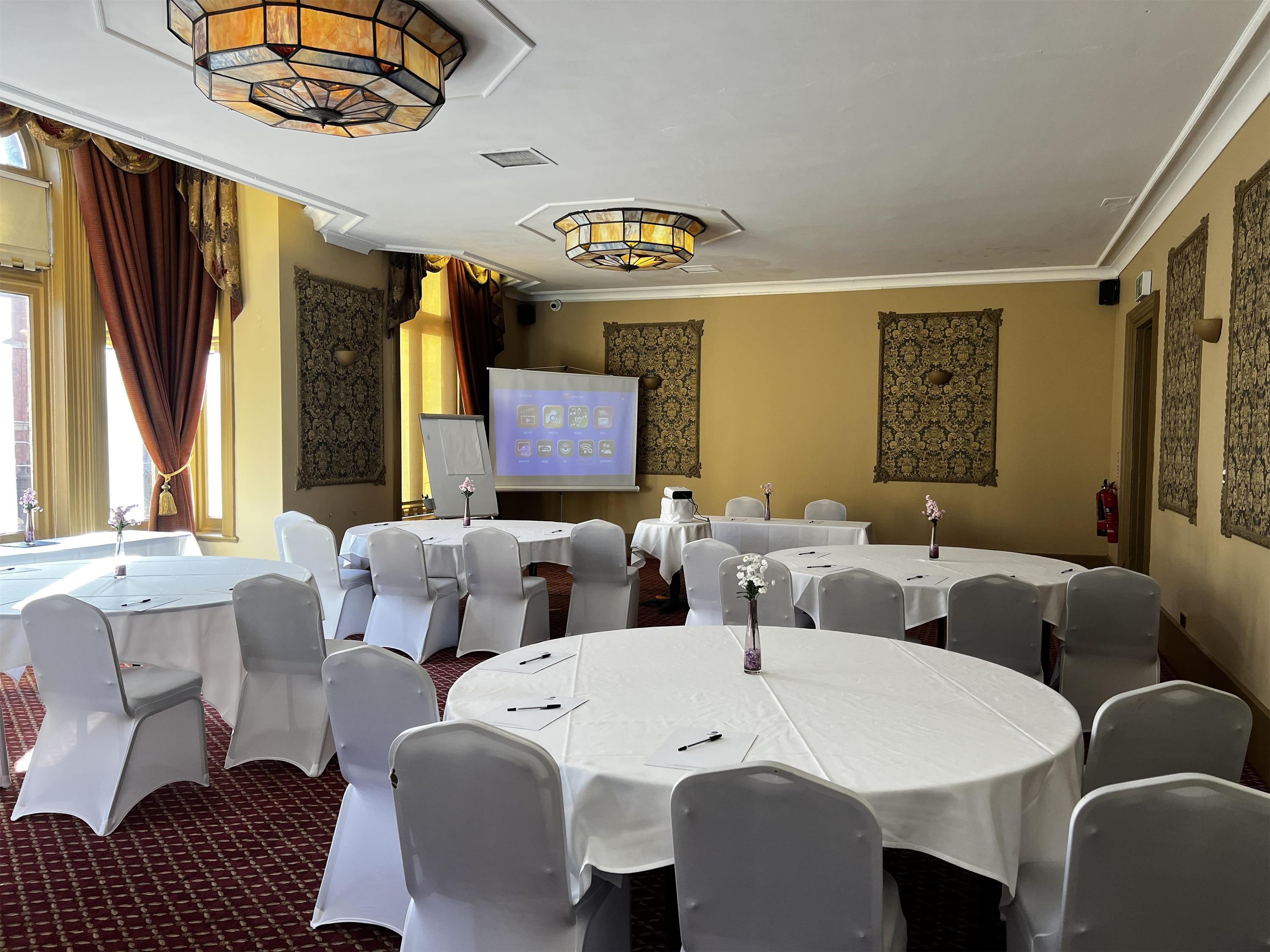 Banquet hall