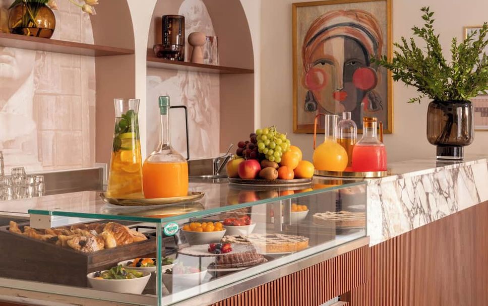 Buffet Photo