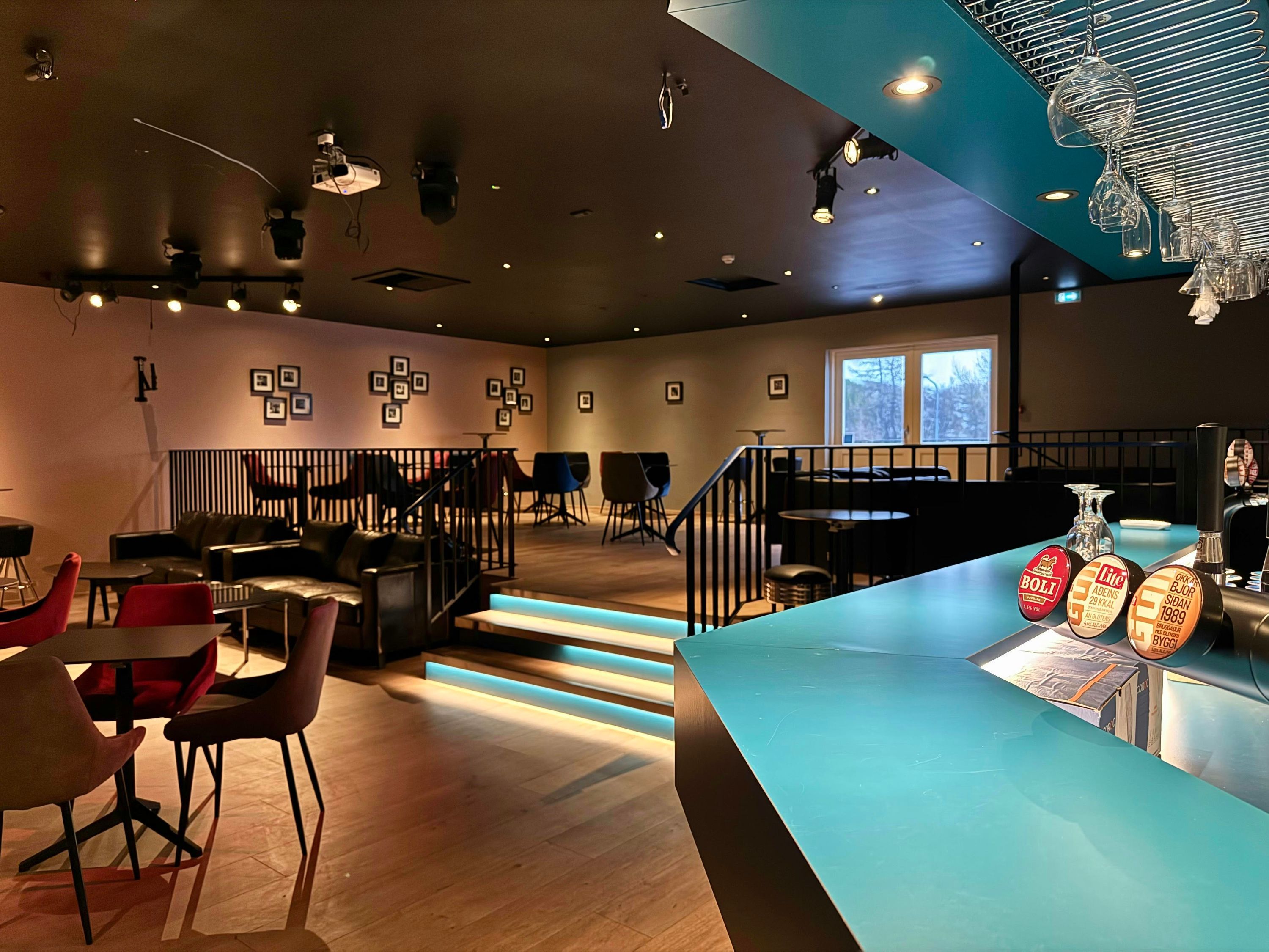 Bar Photo