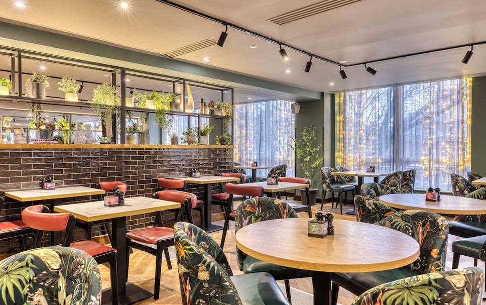 Restaurant Photo