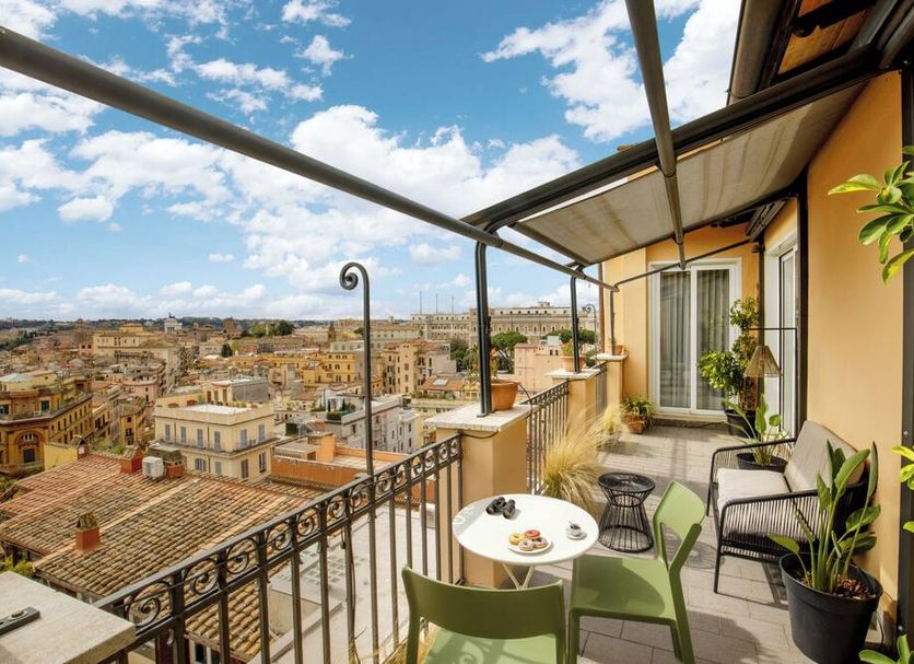 Balcony Photo