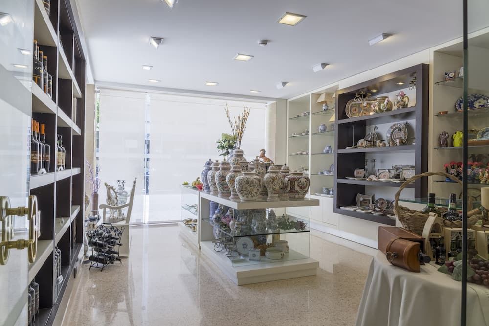 Shop