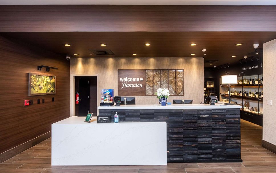 Front desk Photo