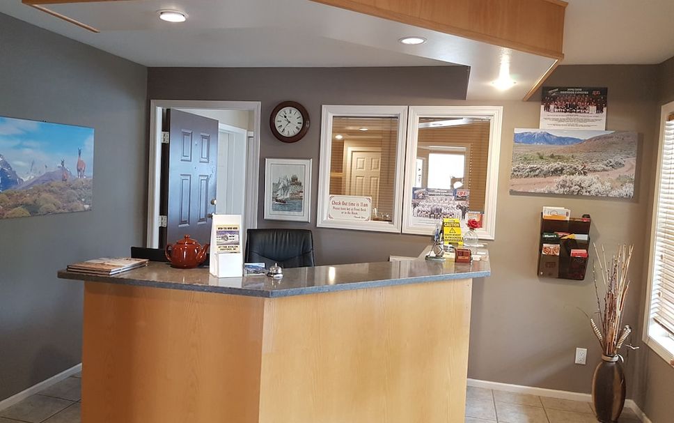 Front desk Photo