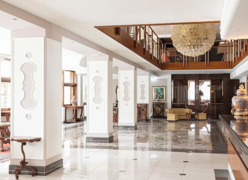 Lobby Photo