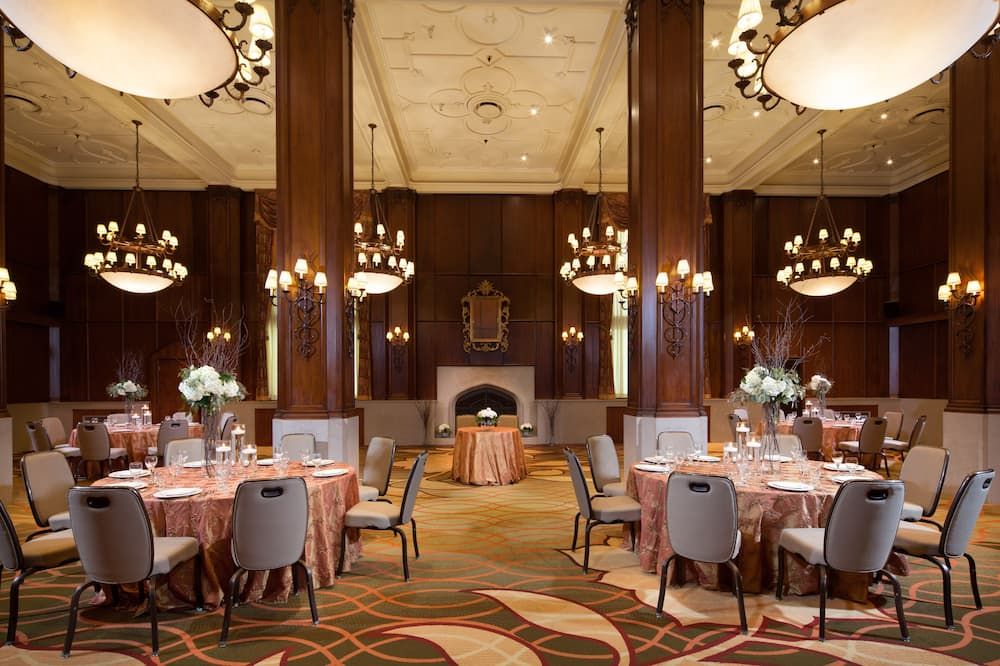 Banquet hall Photo