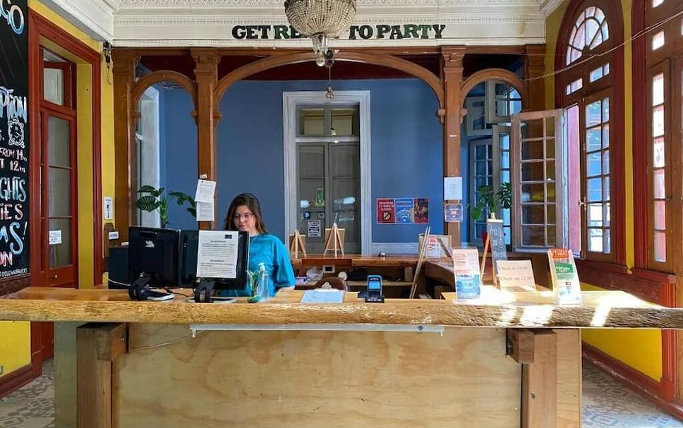 Front desk Photo