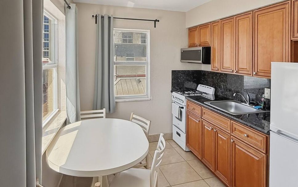 Kitchen Photo