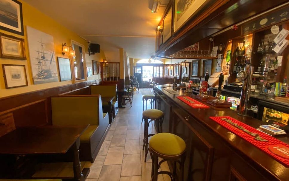 Bar Photo