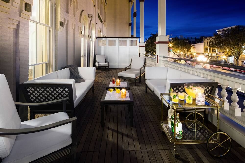 Balcony Photo