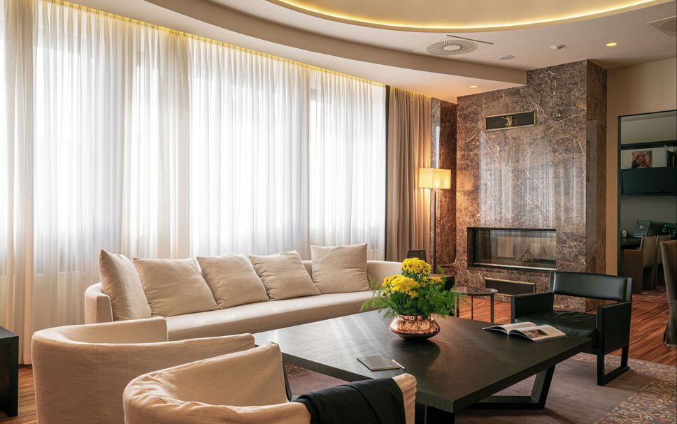 Lounge Photo