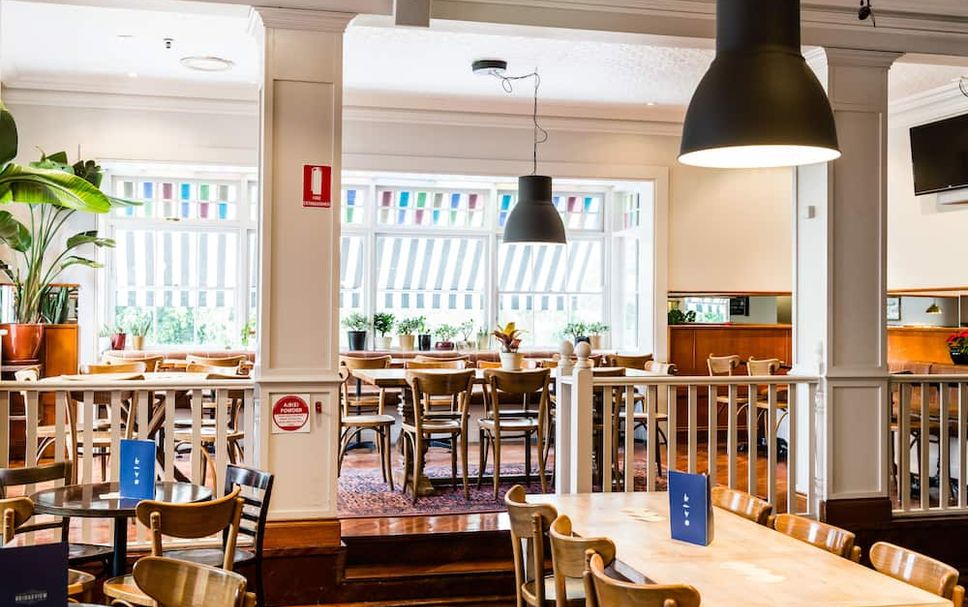 Restaurant Photo
