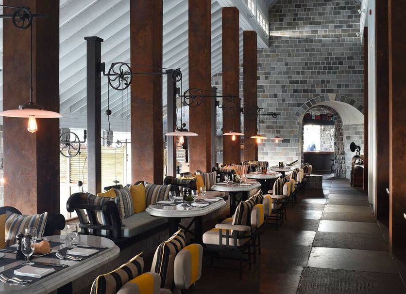 Restaurant Photo