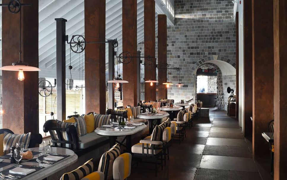 Restaurant Photo