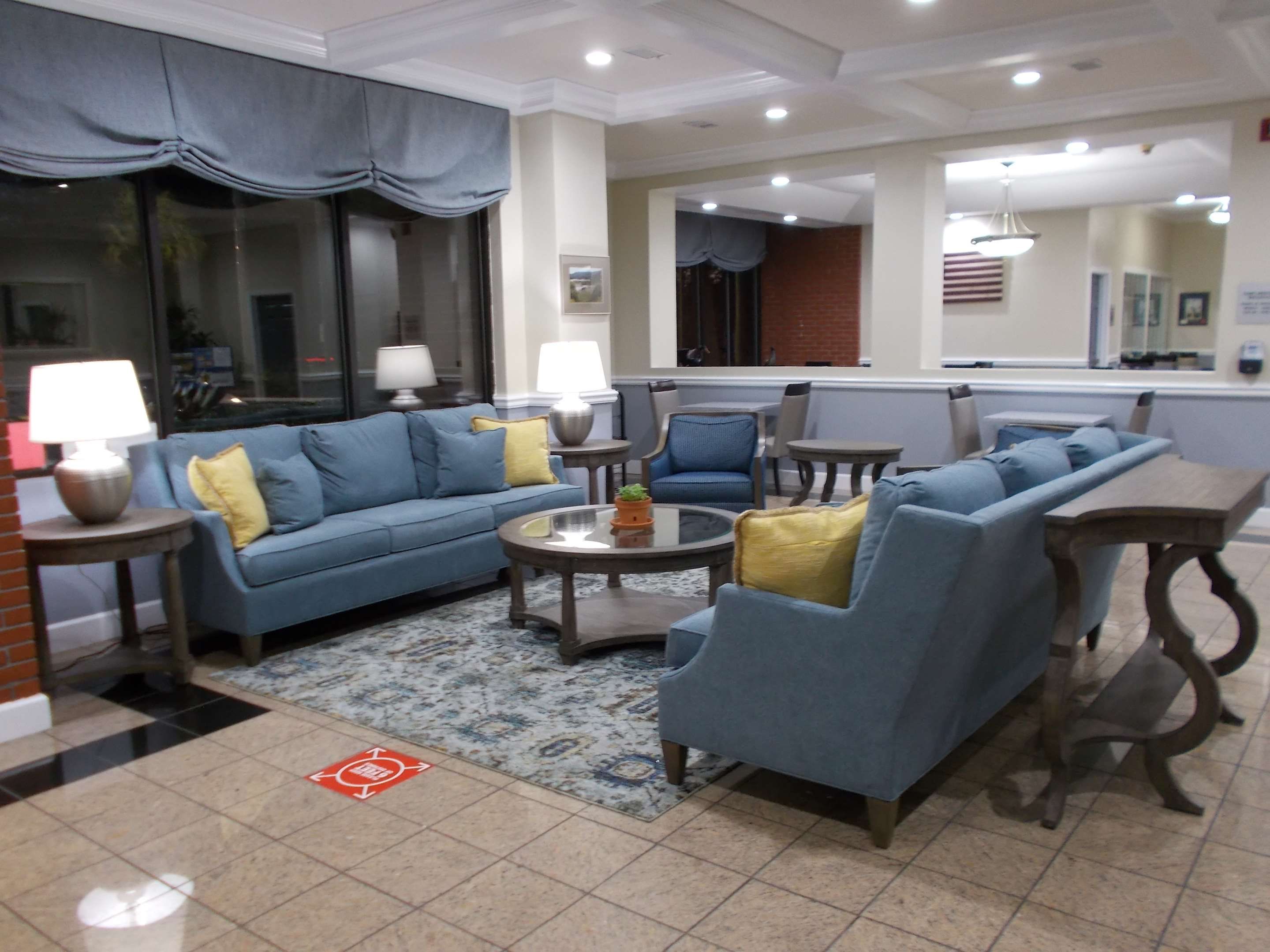 Lobby Photo