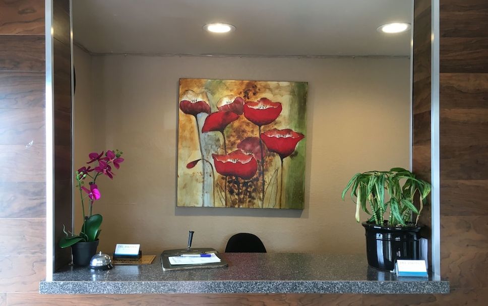 Front desk Photo