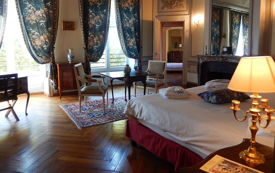 Bedroom Photo