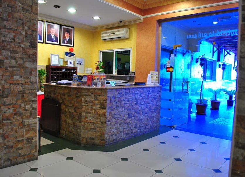 Front desk Photo