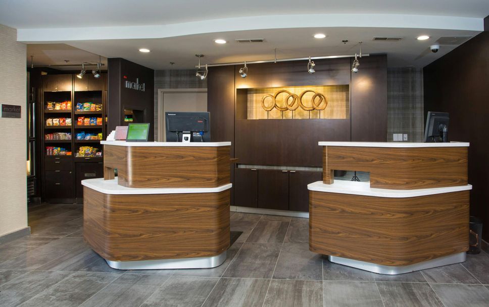 Front desk Photo