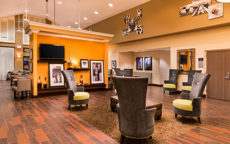Lounge Photo