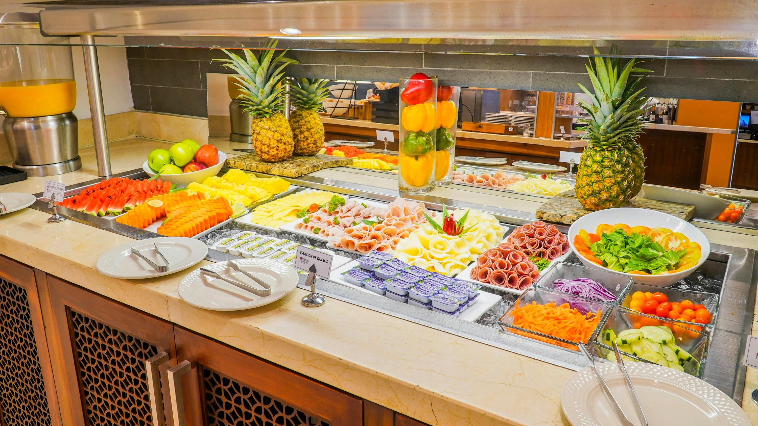 Buffet Photo
