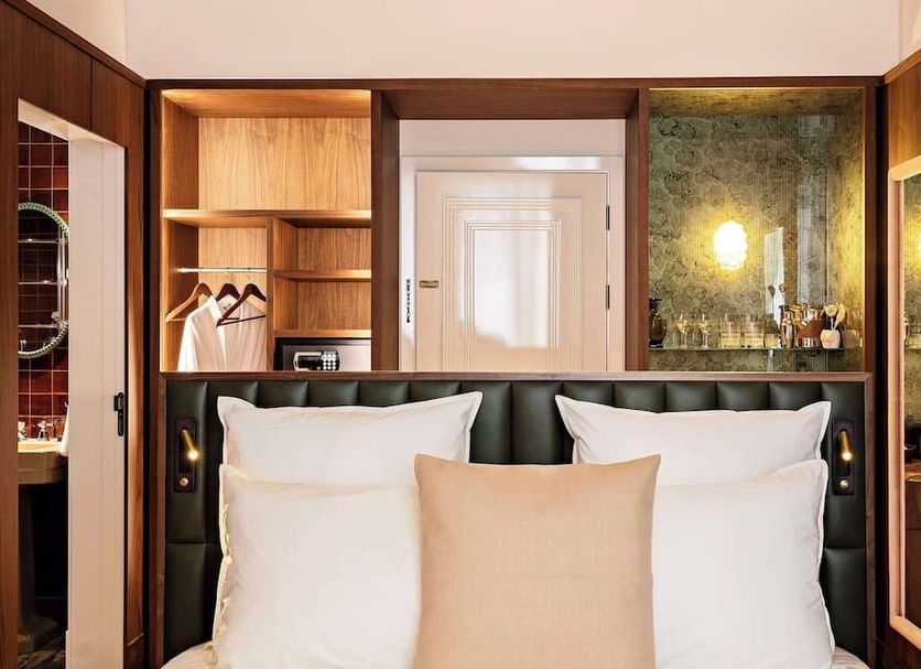 Bedroom Photo