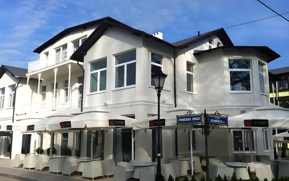 Building Photo