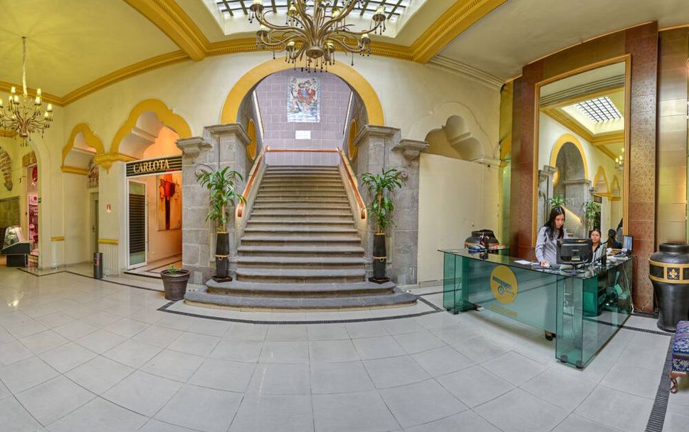 Lobby Photo
