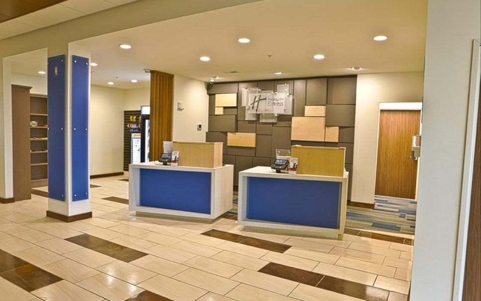 Front desk Photo