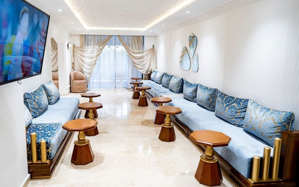 Lounge Photo