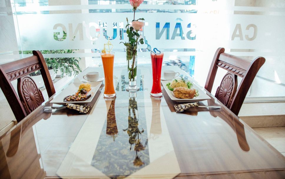 Dining room Photo
