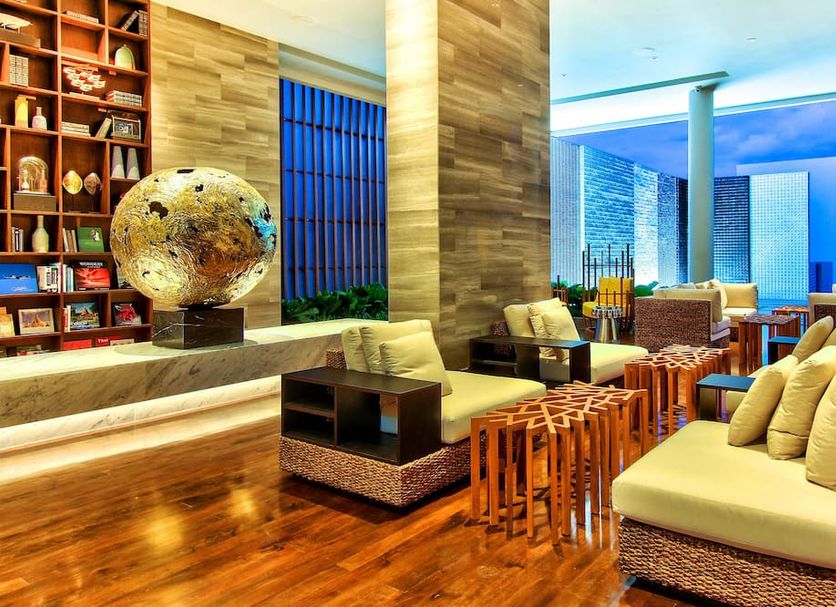 Lounge Photo