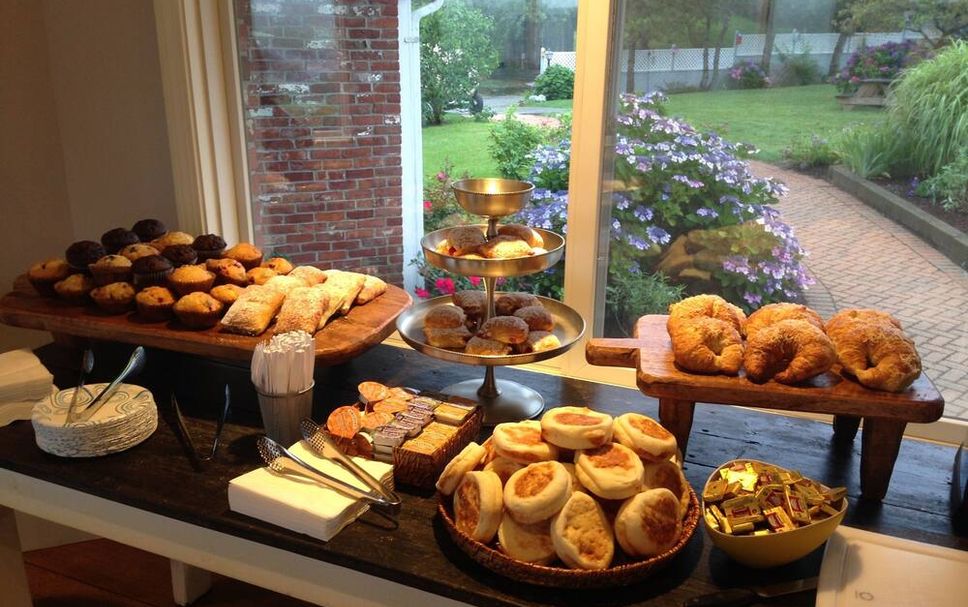 Buffet Photo