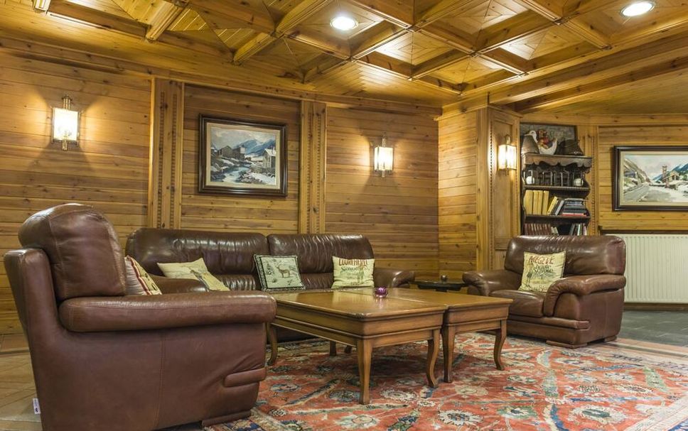 Lounge Photo