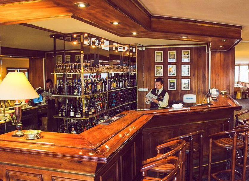 Bar Photo