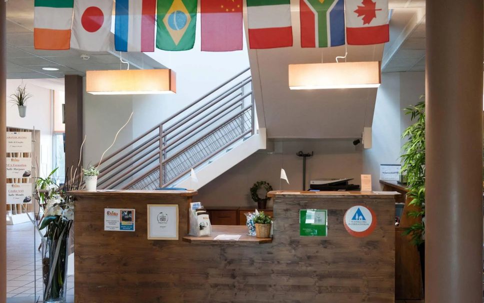 Front desk Photo