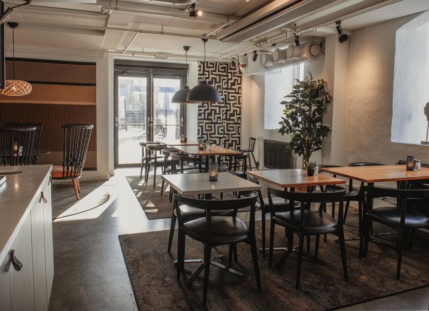 Restaurant Photo