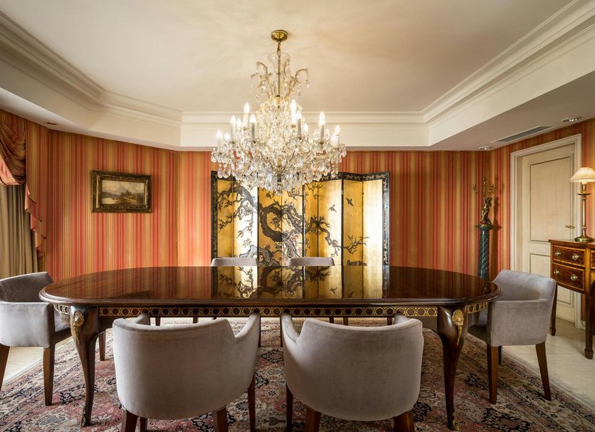Dining room Photo