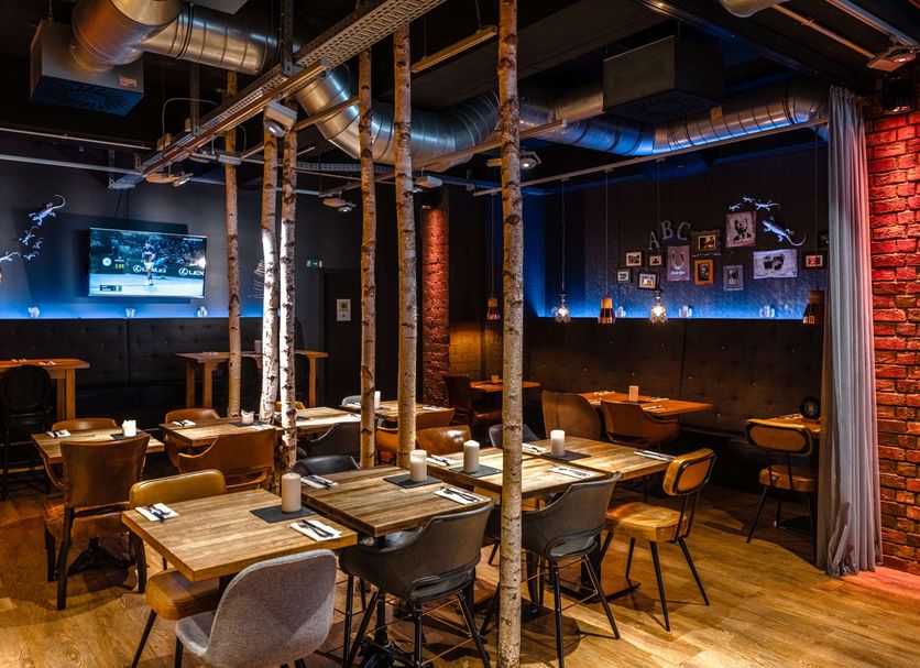 Restaurant Photo